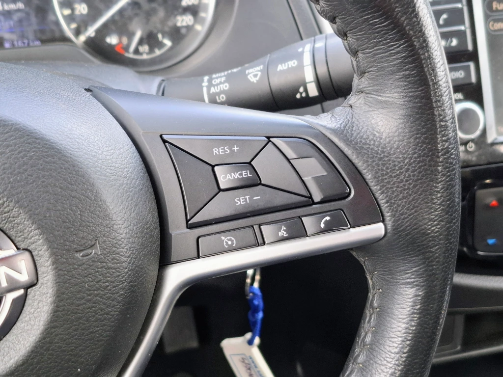 Nissan Navara Navara Dc 4x2 2.3tdi Xe año 2023