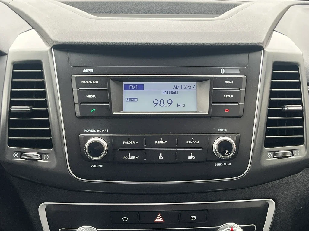 Ssangyong Grand Musso Grand Musso 2.2 4x4 Mt Full-Ql712 año 2024