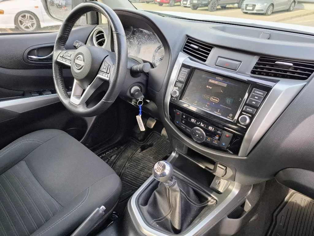 Nissan Navara Navara Dc 4x2 2.3tdi Xe año 2023