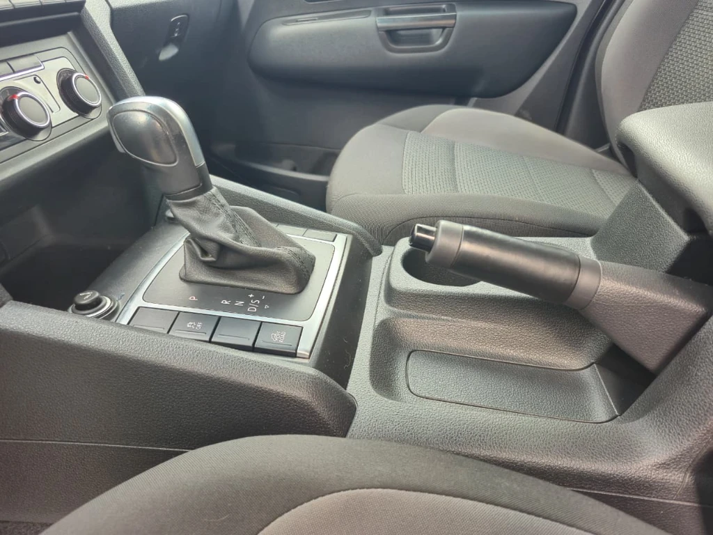 Volkswagen Amarok Confortline At 4x4 Tdi 2.0 año 2023