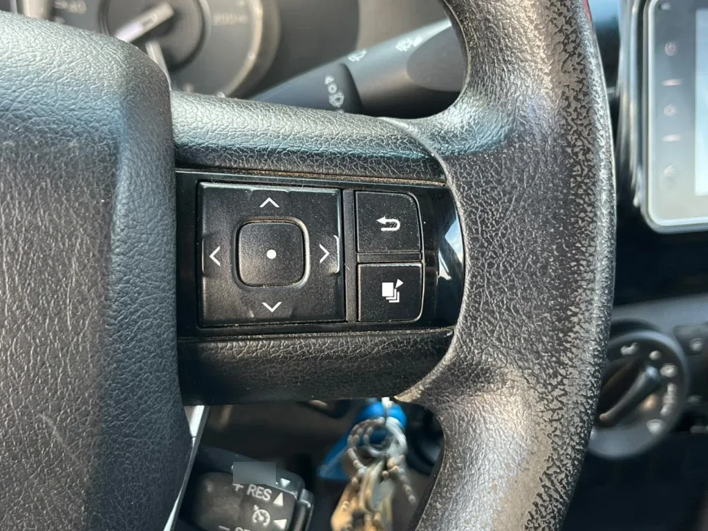 Toyota Hilux Dc 4x4 2.4 D Dx Mt año 2024