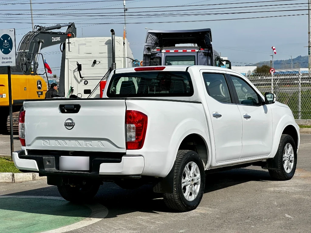 Nissan Navara Navara Dc 4x2 2.3tdi Xe año 2023