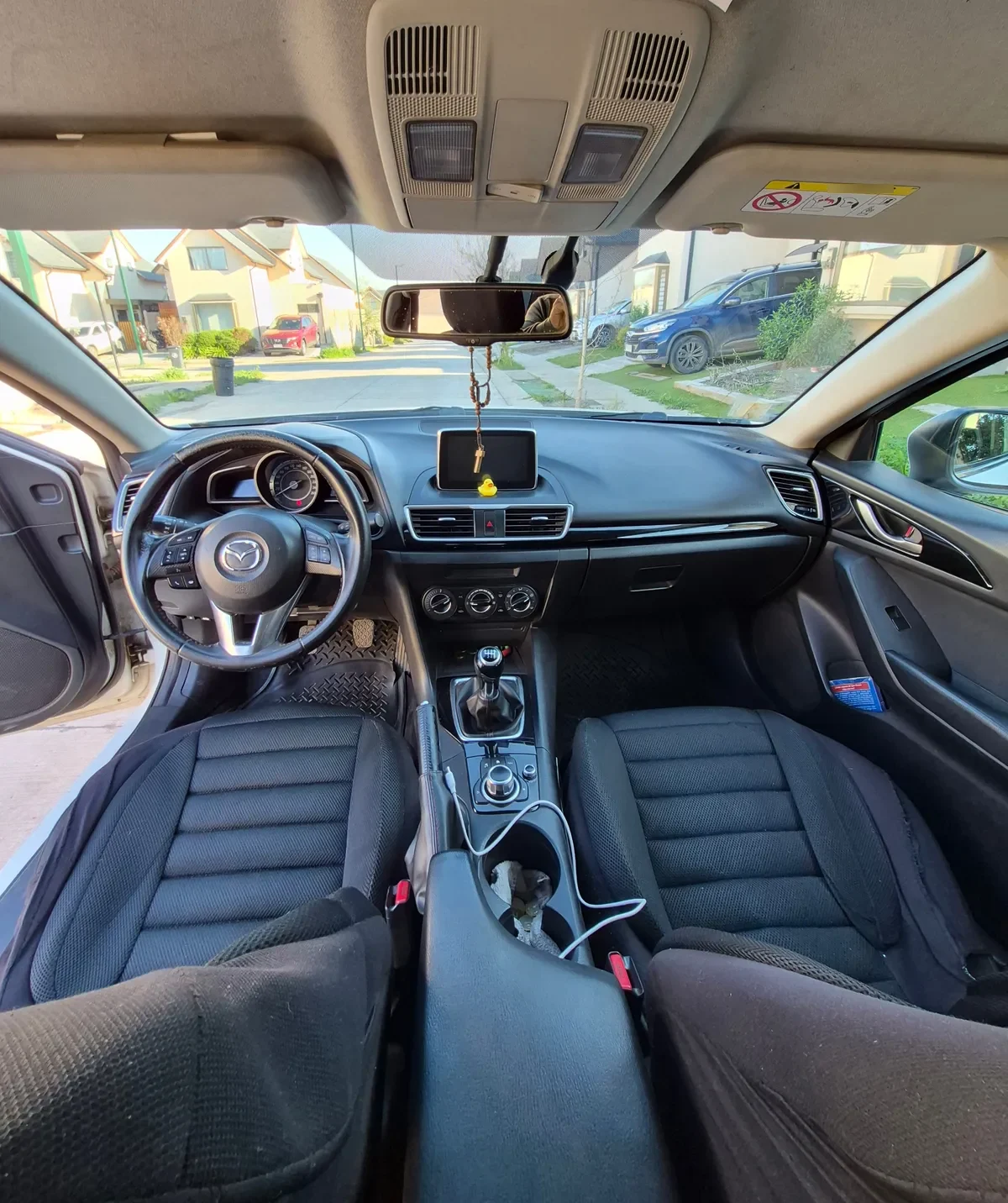 MAZDA MAZDA3 2.0l V Mt año 2017