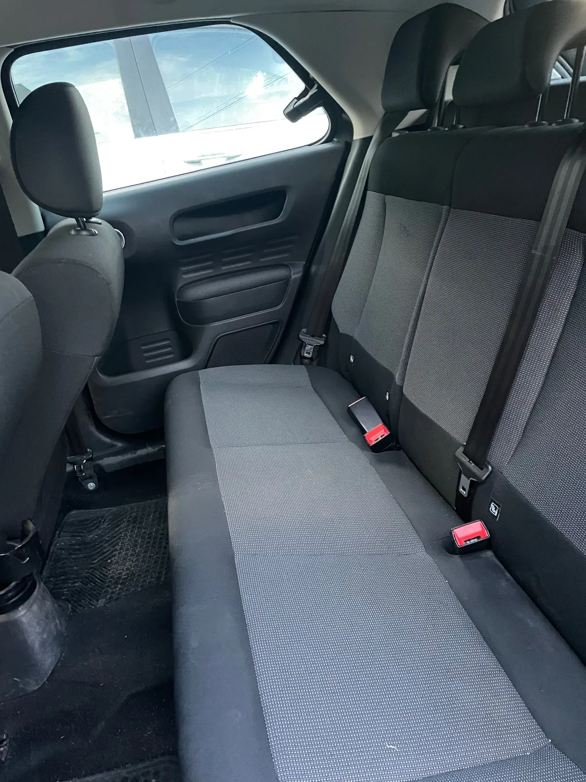 CITROEN C-4 1.2 Puretech 130 Eat6 Feel At año 2017