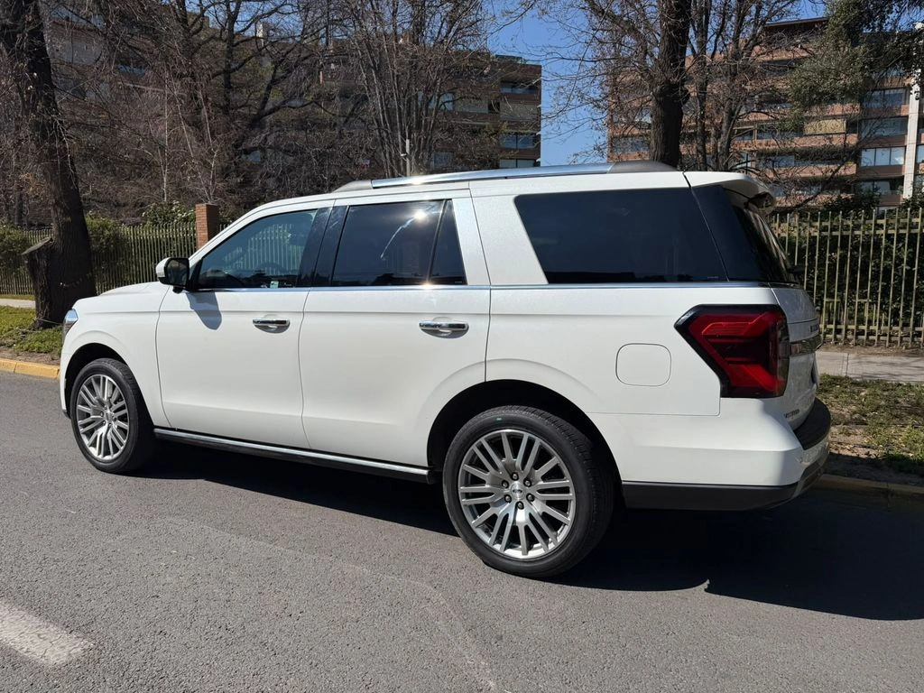 Ford Expedition Limited 4wd 3.5 año 2023