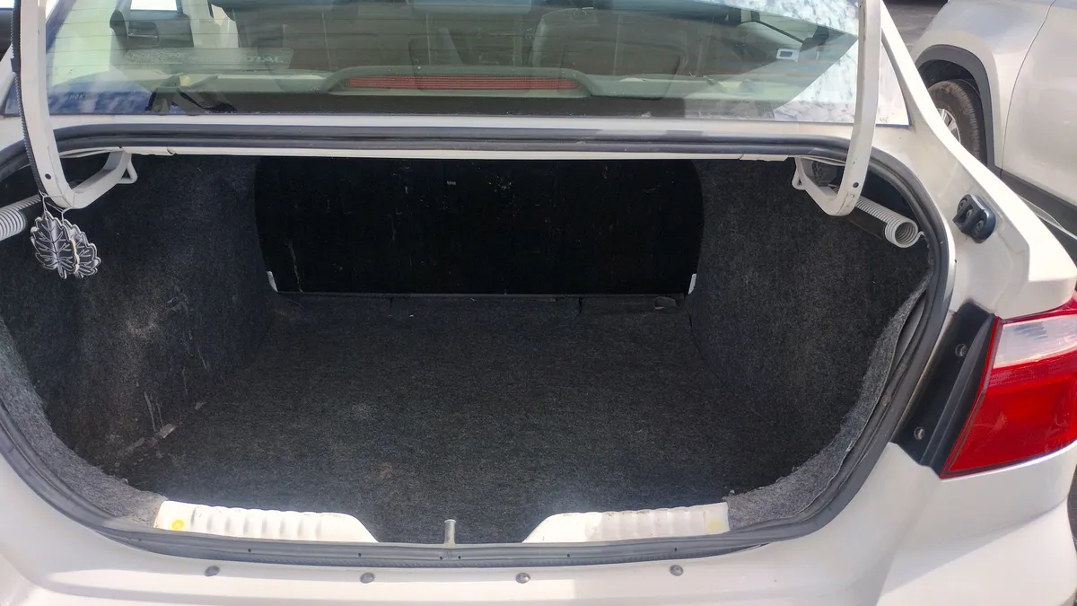 VOLKSWAGEN VOYAGE 1.6 Comfortline Mt año 2020