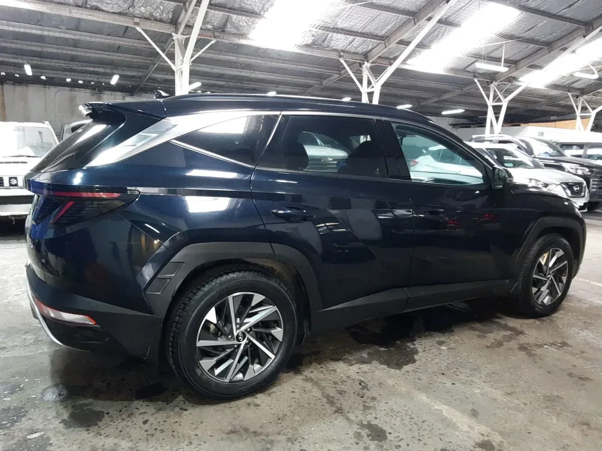 Hyundai Tucson 1.6 Nx4 Plus 4x2 At 5p año 2022
