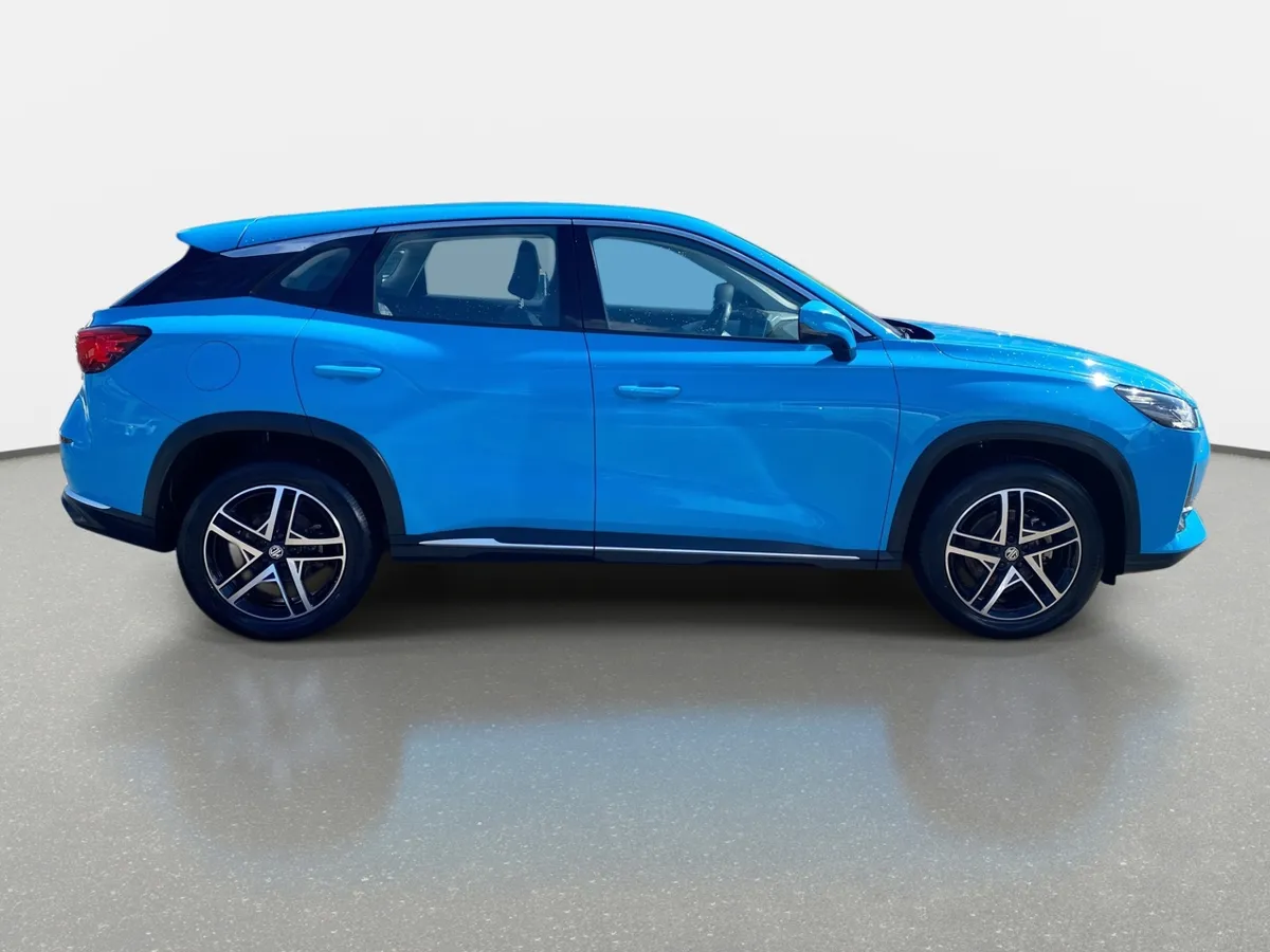 MG One 1.5t Com 4x2 Cvt At 5p año 2024