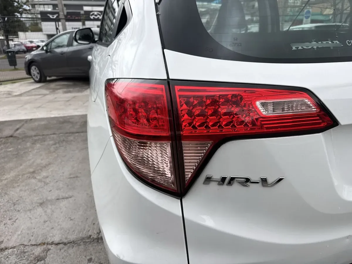 Honda Hr-V 1.8 Ex Cvt 4x2 At 5p año 2018