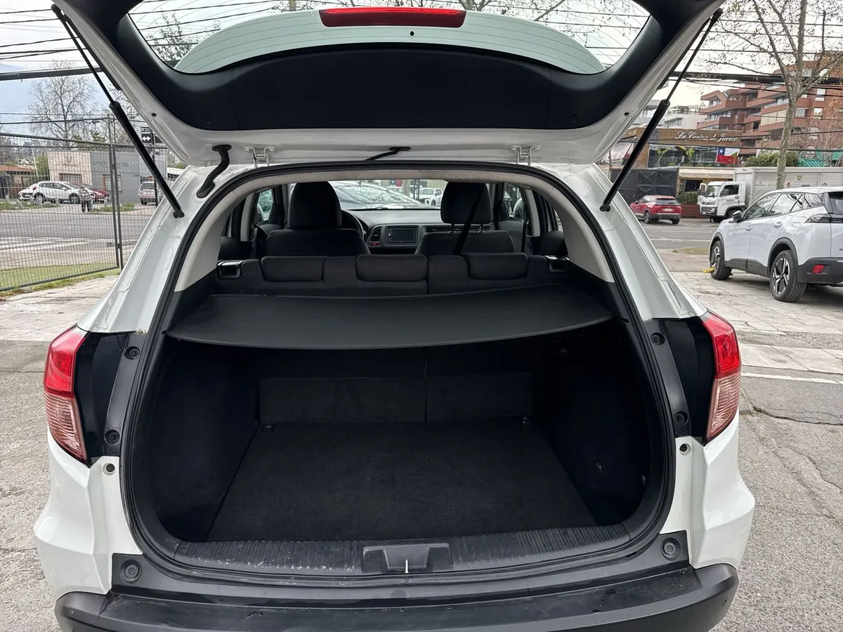 Honda Hr-V 1.8 Ex Cvt 4x2 At 5p año 2018