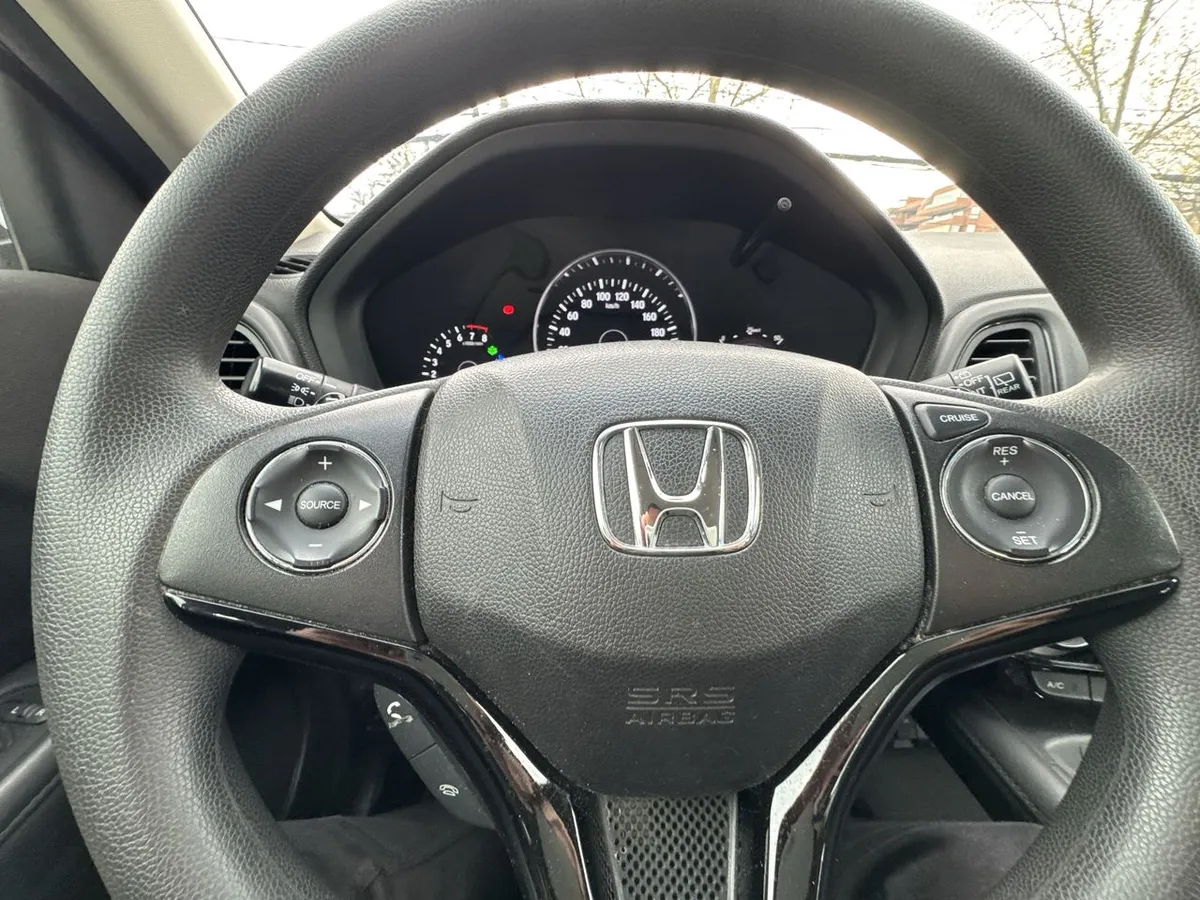 Honda Hr-V 1.8 Ex Cvt 4x2 At 5p año 2018