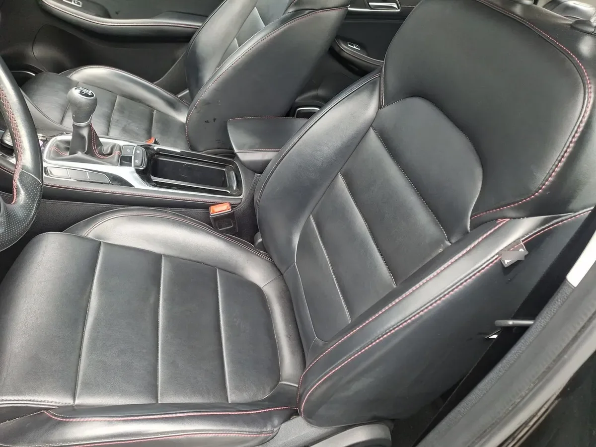 MG Hs 1.5t Comfort 2wd Mt 5p año 2022