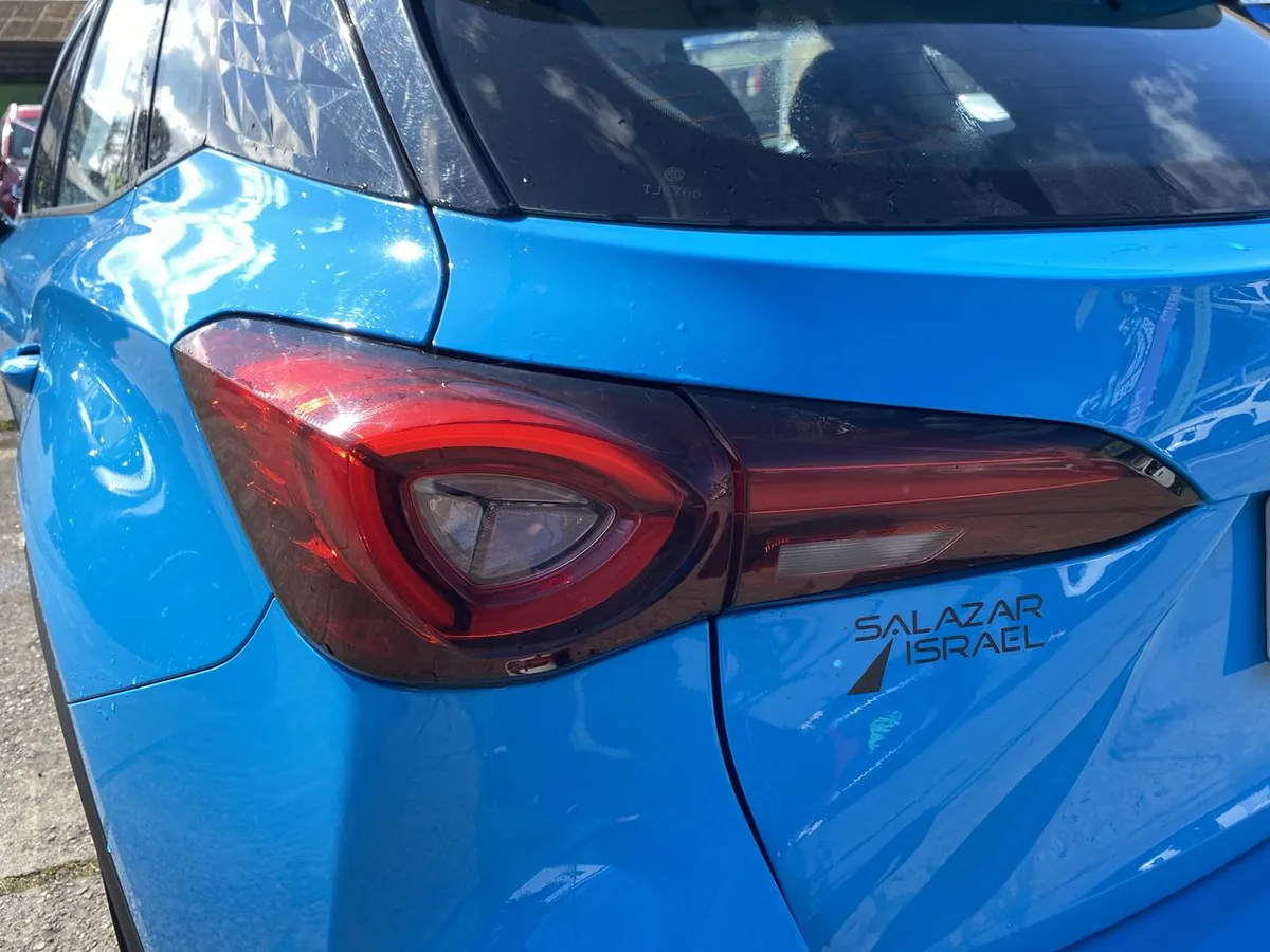 MG One 1.5t Com 4x2 Cvt At 5p año 2024