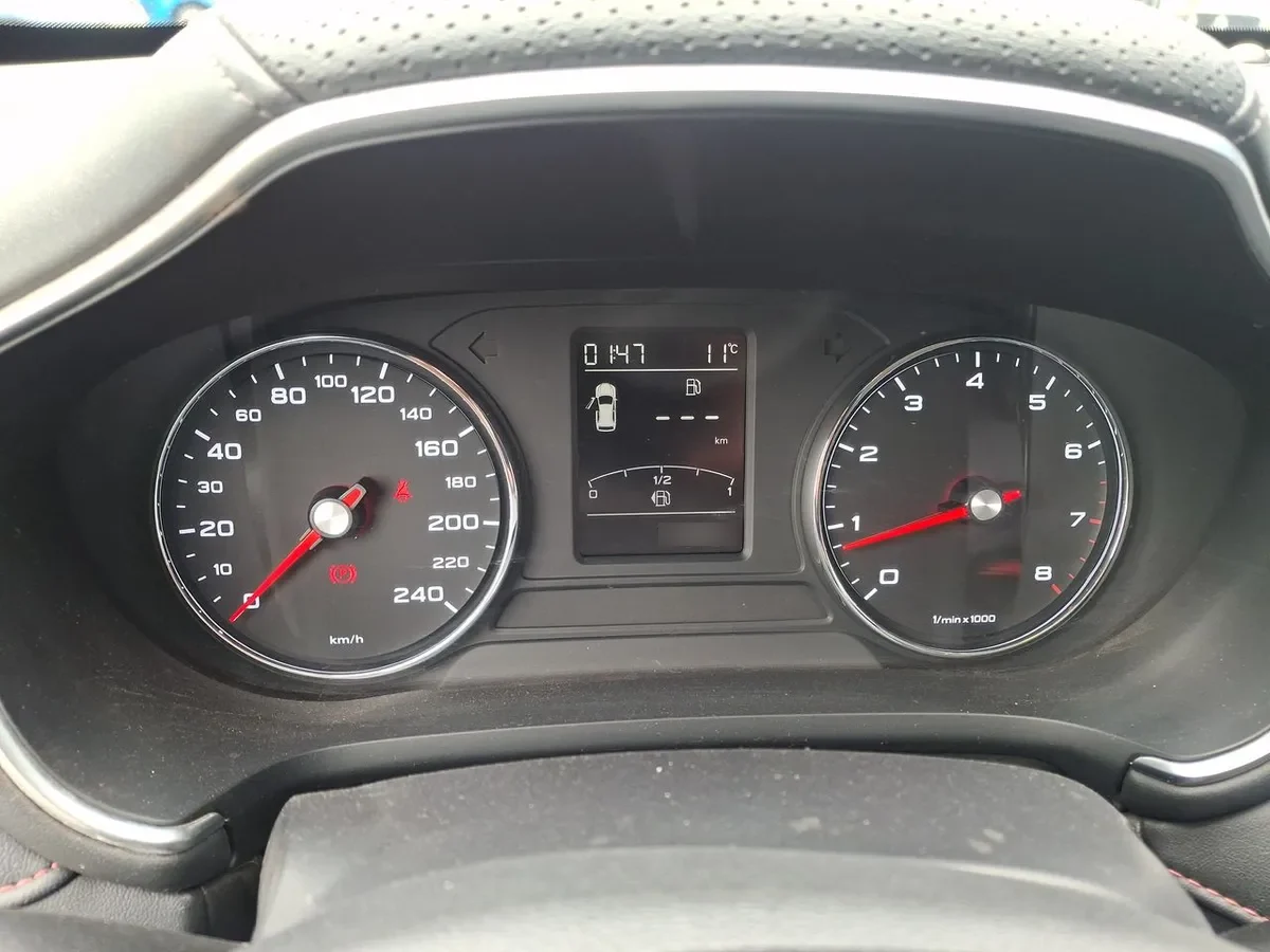 MG Hs 1.5t Comfort 2wd Mt 5p año 2022
