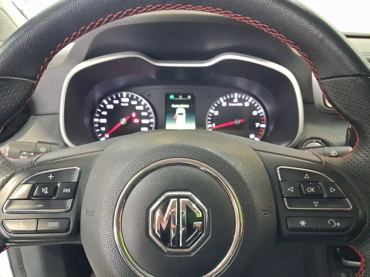 MG Mg Zx 1.5 Dlx 4x2 Cvt At 5p año 2023