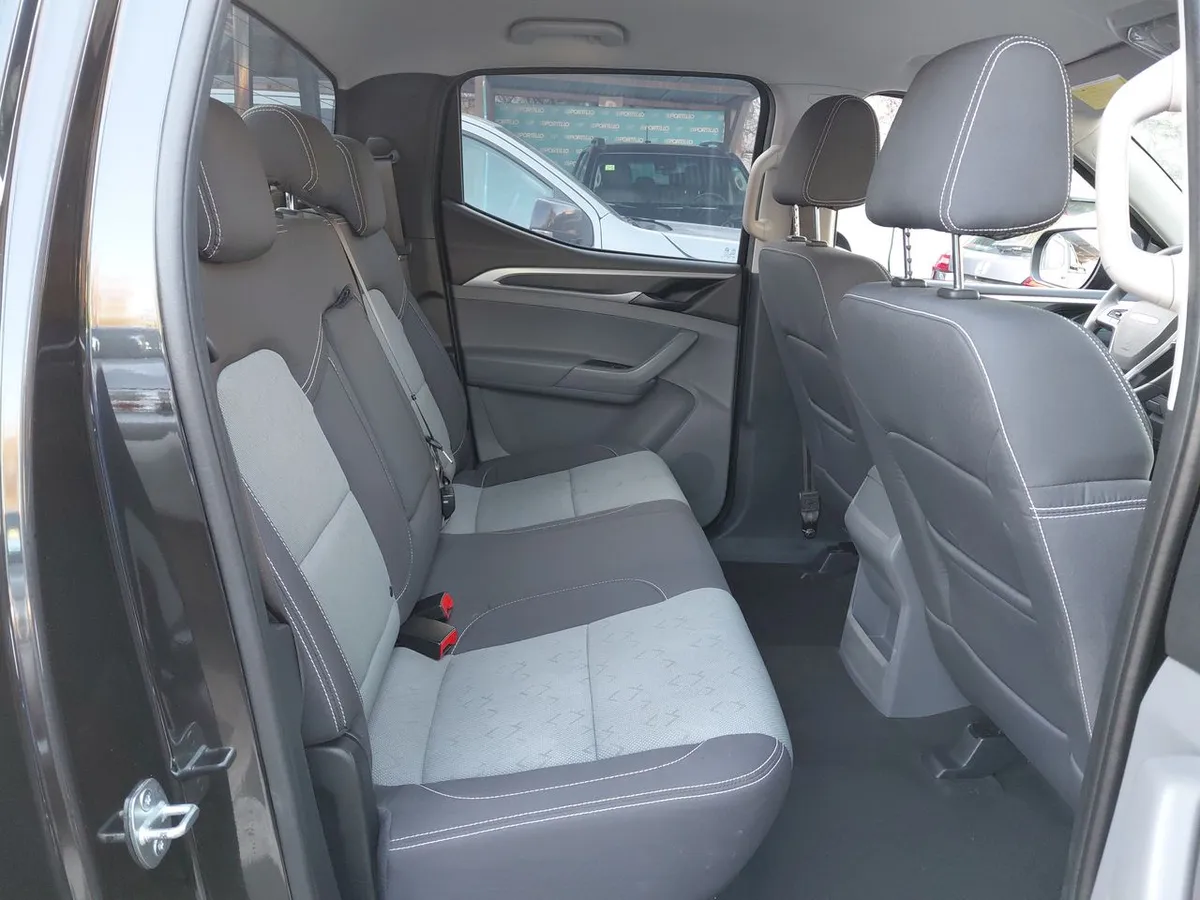 Maxus T60 2.0 Dx Diesel 4x2 Dob. Cab. Euro6 6mt 4p año 2024