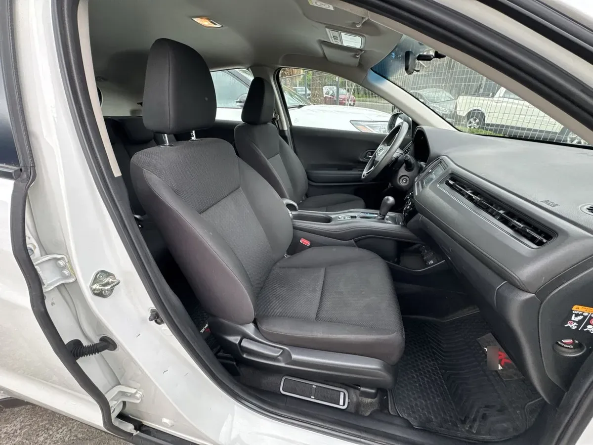 Honda Hr-V 1.8 Ex Cvt 4x2 At 5p año 2018
