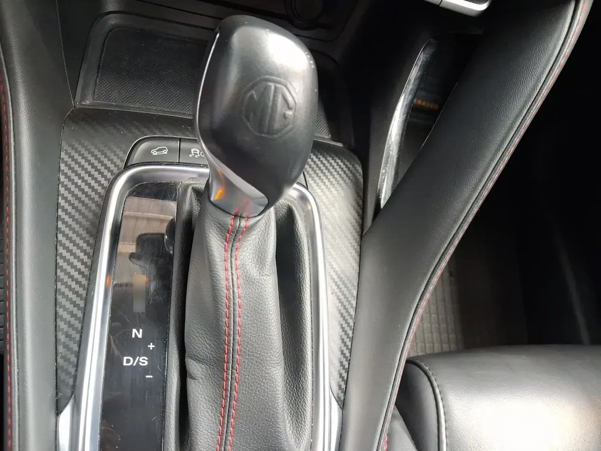 MG Mg Zx 1.5 Dlx 4x2 Cvt At 5p año 2023