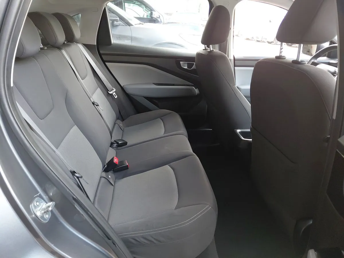 Chevrolet Sail 1.5 Nb Ltz R 4x2 Sdn Mt 4p año 2024