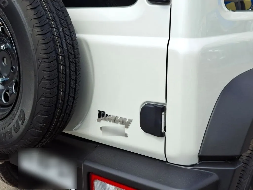 Suzuki Jimny Gl Winche Mt 4x4 Precio+ Iva año 2026