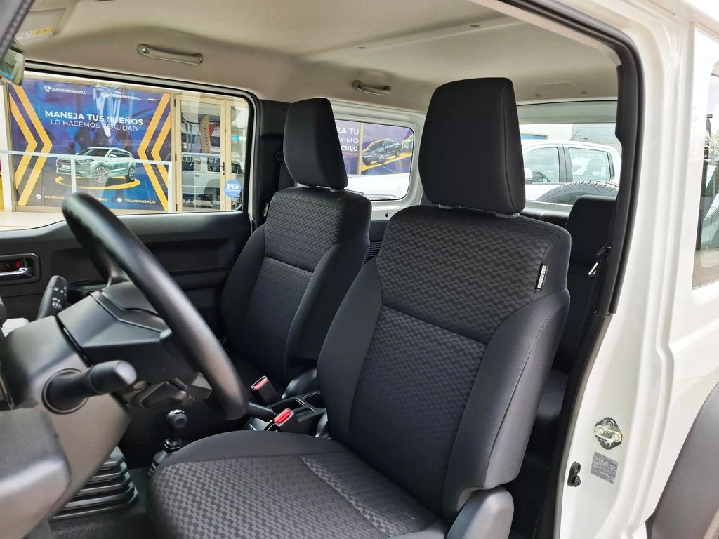 Suzuki Jimny Gl Winche Mt 4x4 Precio+ Iva año 2026