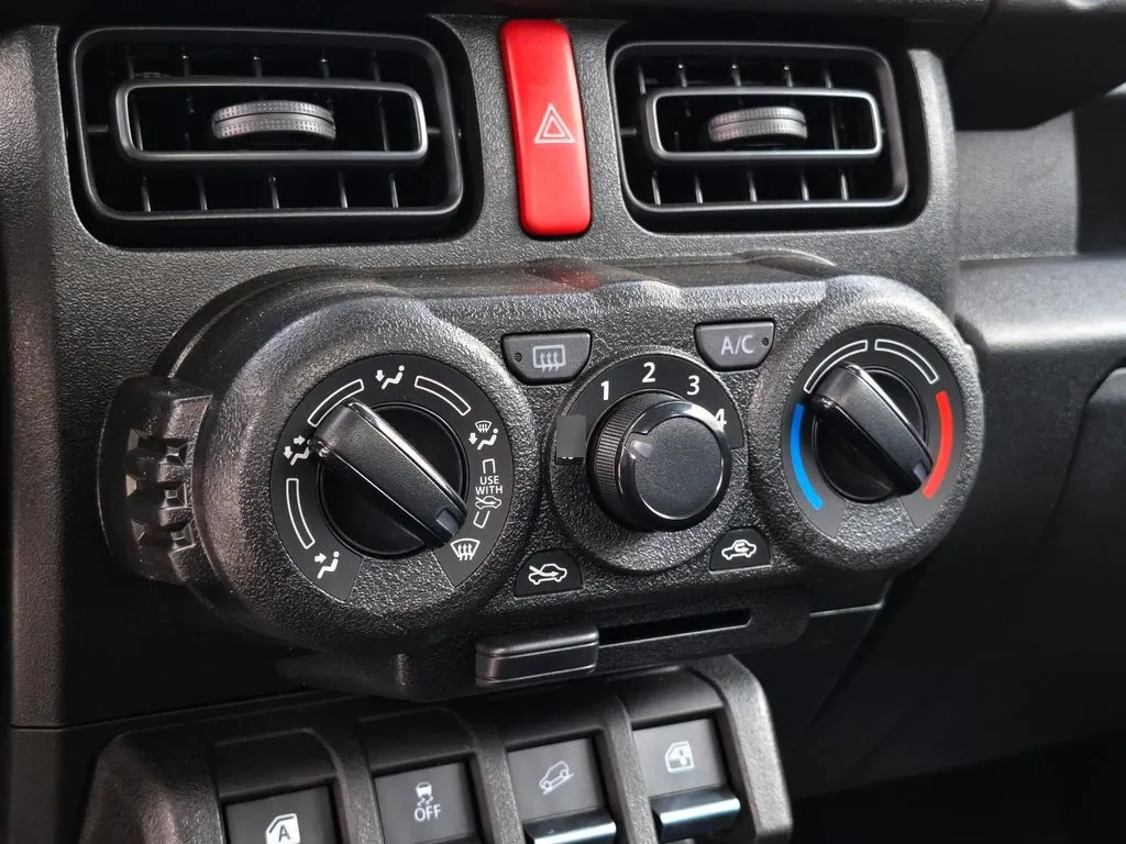 Suzuki Jimny Gl Winche Mt 4x4 Precio+ Iva año 2026