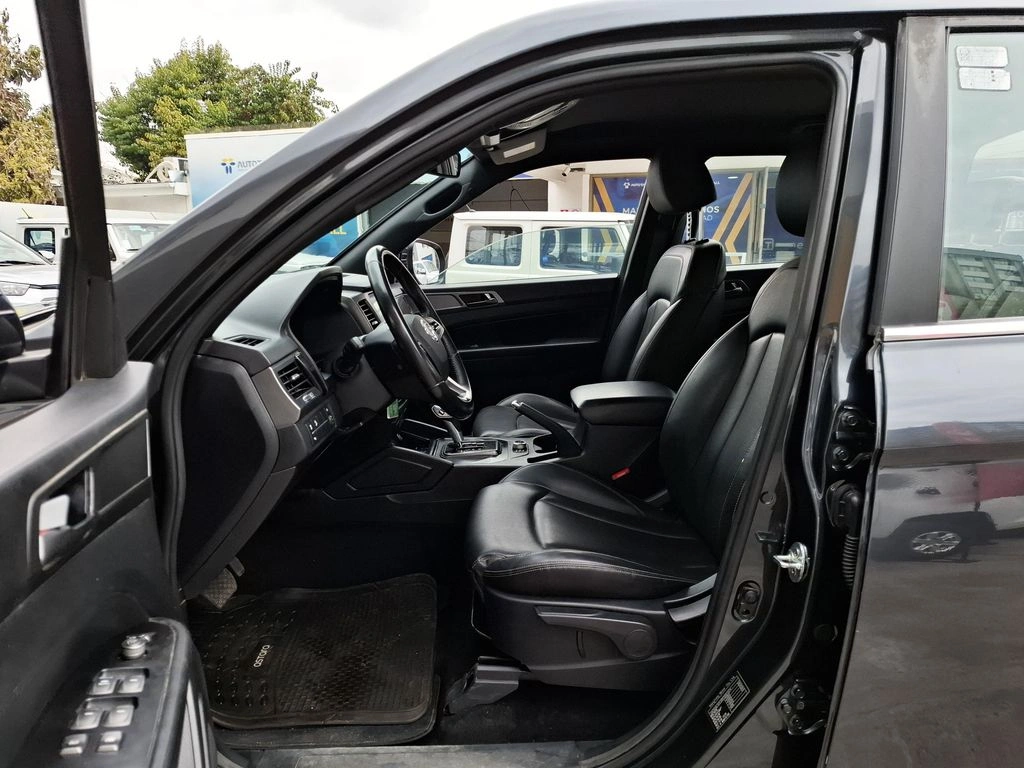 Ssangyong Grand Musso 2.2d Limited Plus Auto 4x4 At año 2024