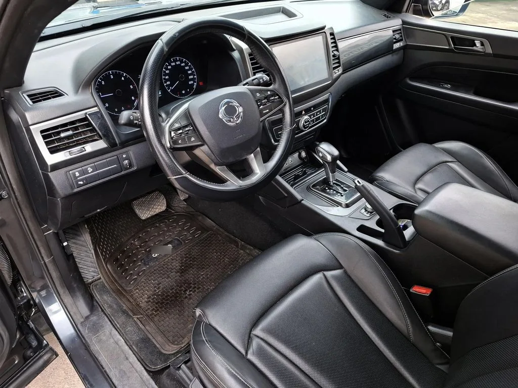 Ssangyong Grand Musso 2.2d Limited Plus Auto 4x4 At año 2024
