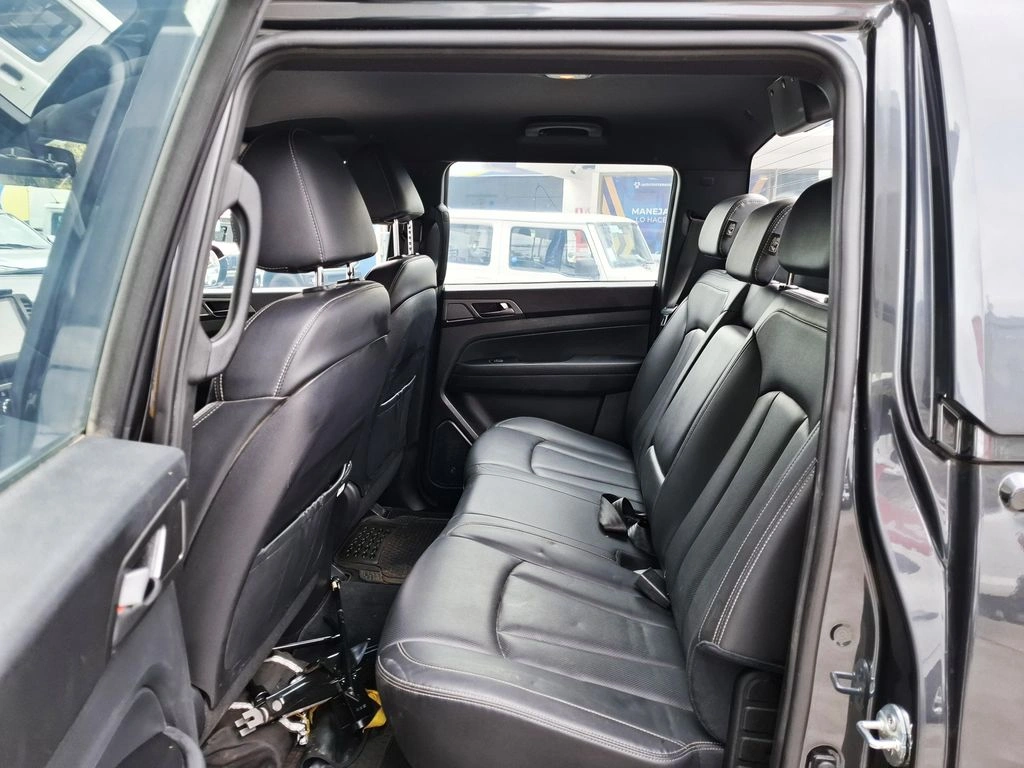 Ssangyong Grand Musso 2.2d Limited Plus Auto 4x4 At año 2024