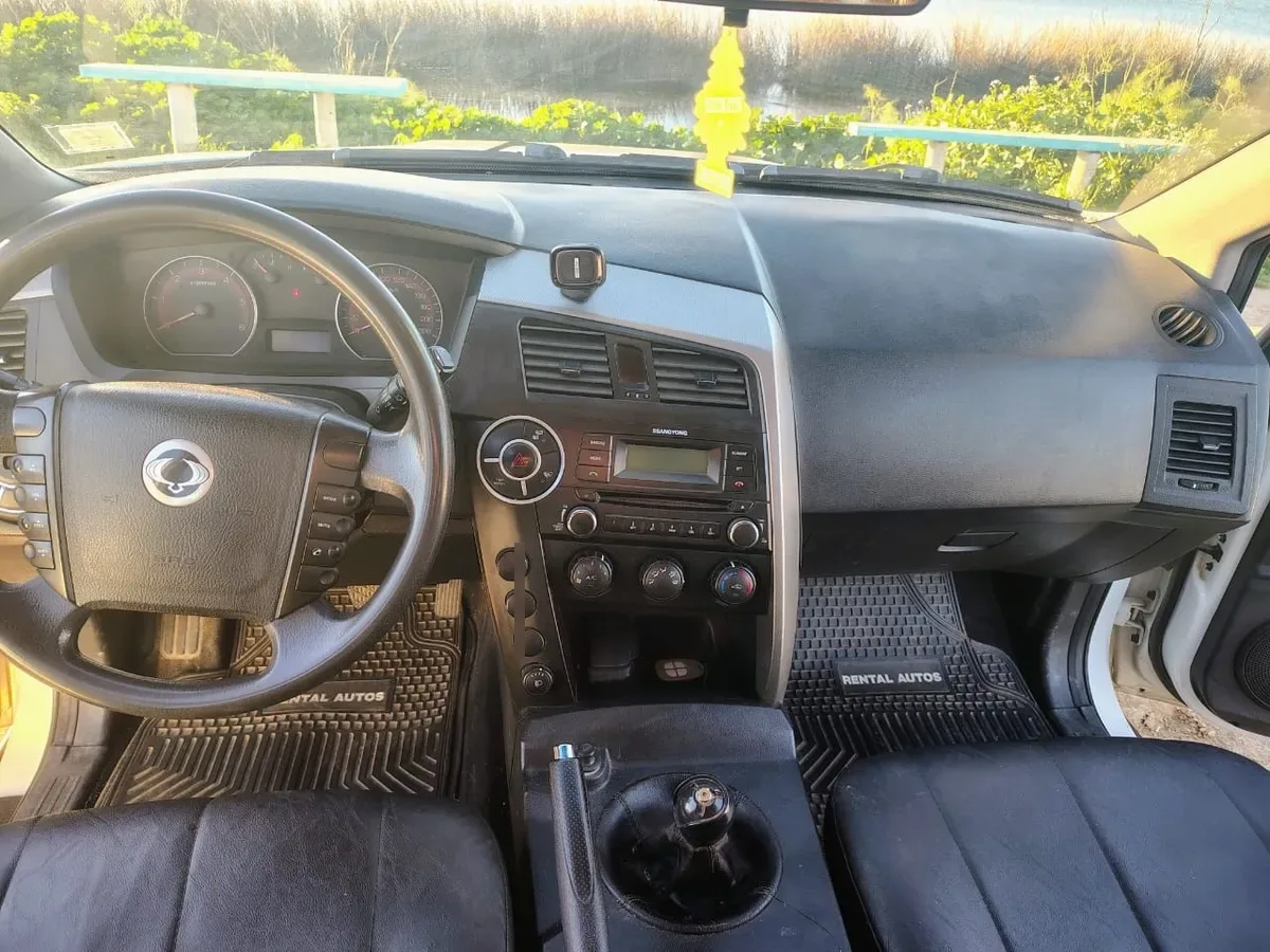 SSANGYONG ACTYON SPORTS 2.0 2ab Abs Ll Te At Diesel año 2014