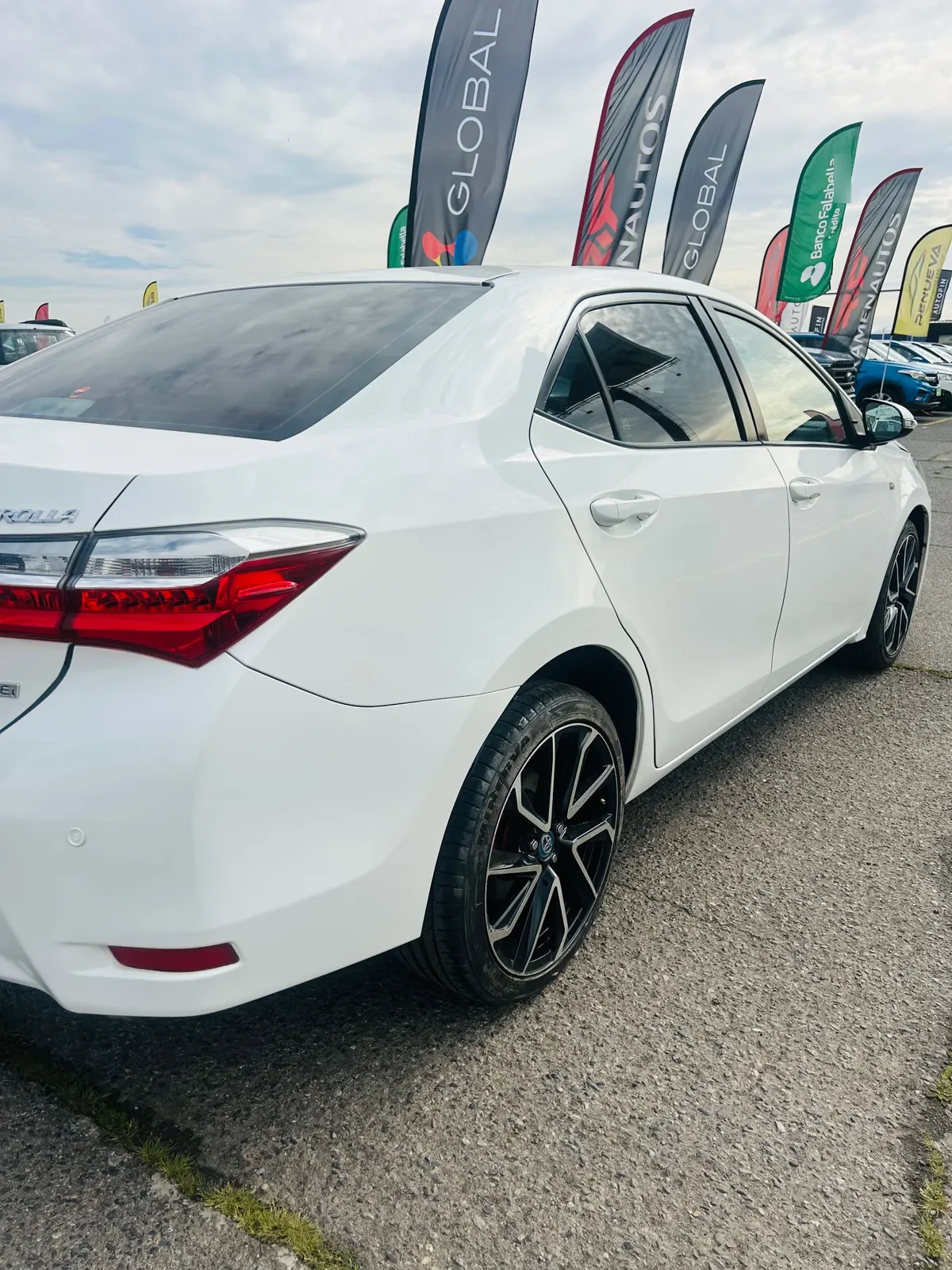TOYOTA COROLLA 1.8 Gli Cvt 172vg1 At año 2019