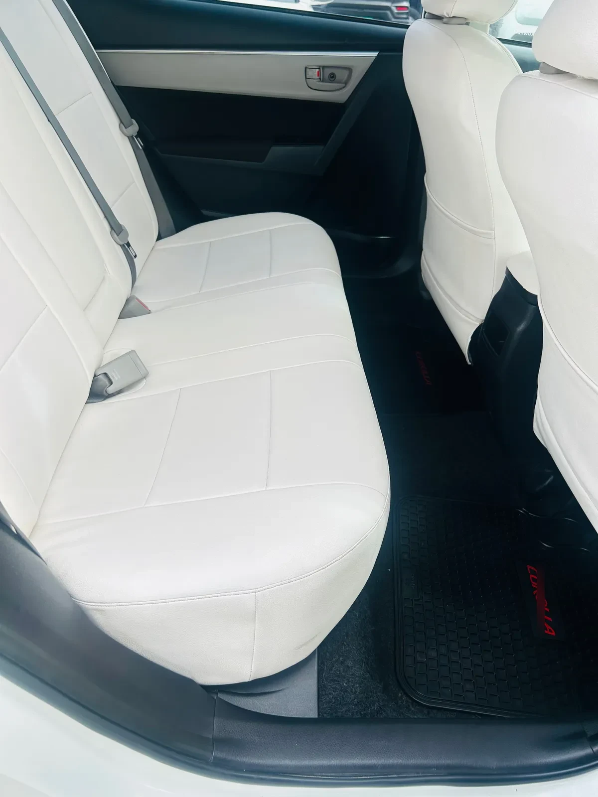 TOYOTA COROLLA 1.8 Gli Cvt 172vg1 At año 2019