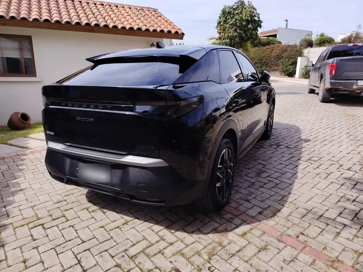 PEUGEOT 3008 1.2 Gt Mhev 136 At Hibrido año 2025