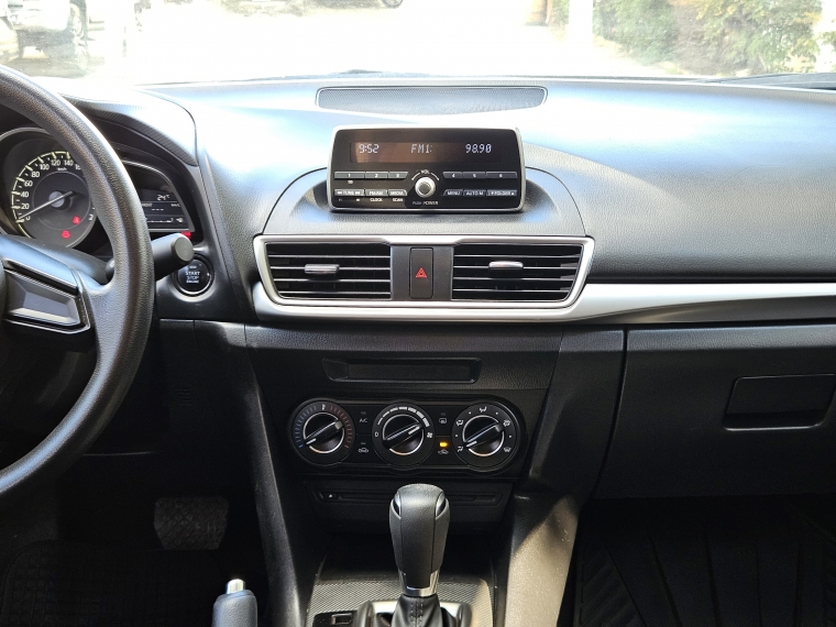 Mazda 3 New 3 1.6 Aut año 2018