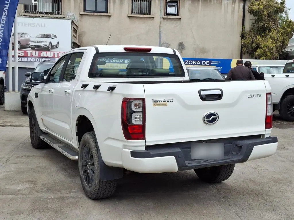 ZX Auto Terralord 2.5 Dlx Mt 4x2 año 2023