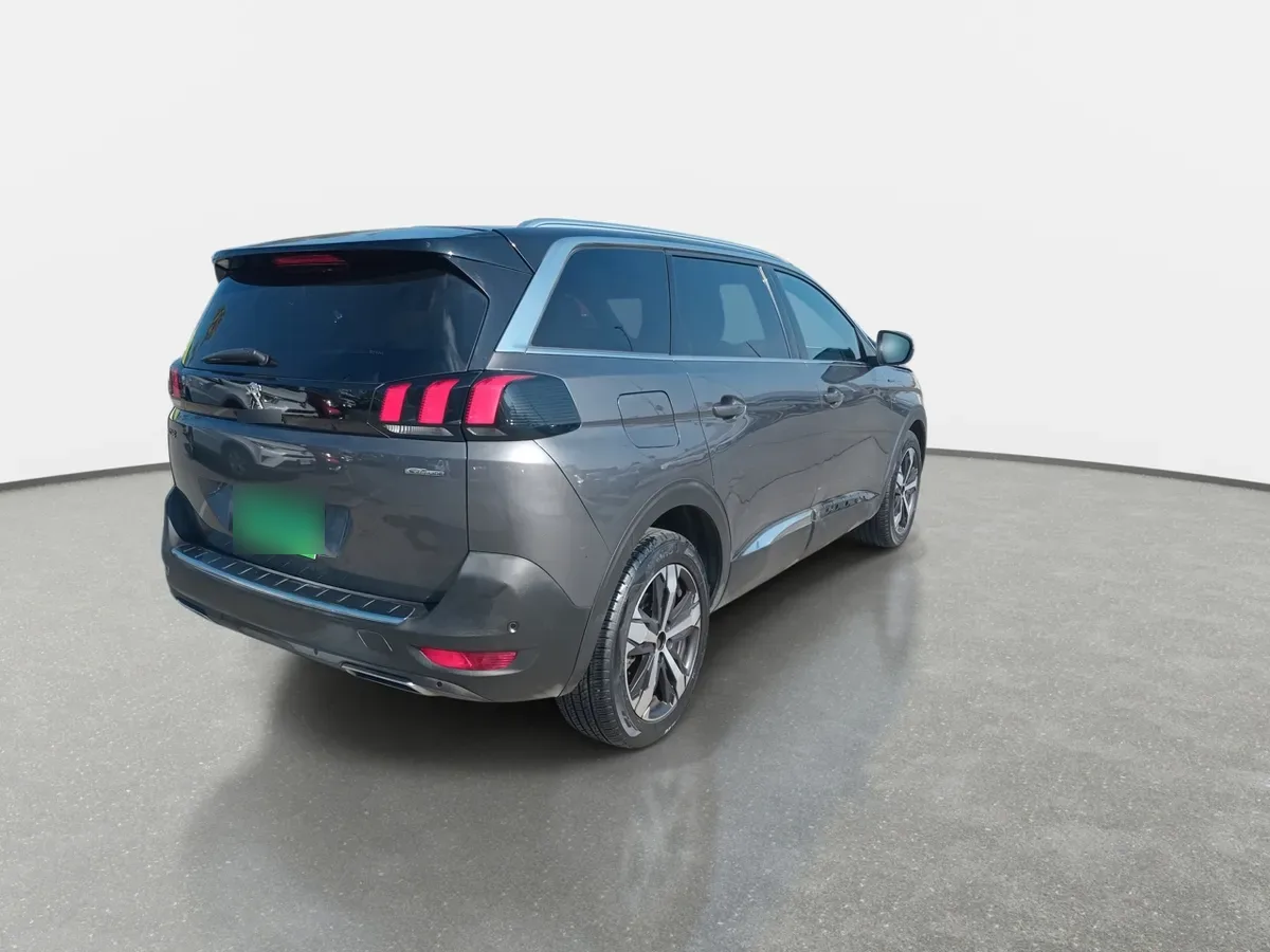 Peugeot 5008 1.6 Gt-Line Puretech 4x2 180 Eat8 5p año 2020