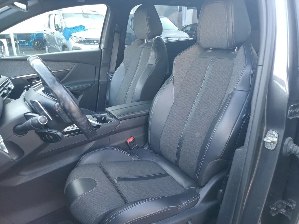 Peugeot 5008 1.6 Gt-Line Puretech 4x2 180 Eat8 5p año 2020