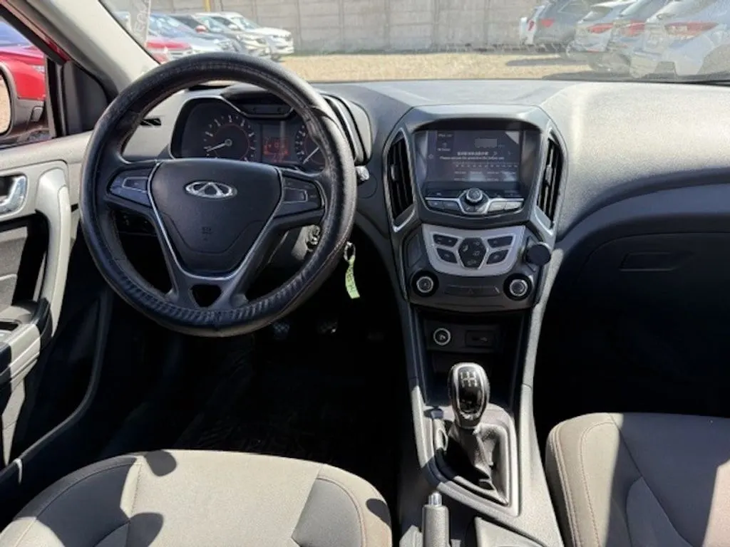 Chery Arrizo 5 1.5 L 4x2 Mt 4p año 2022
