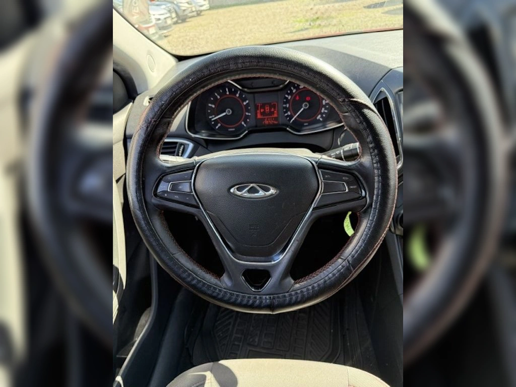 Chery Arrizo 5 1.5 L 4x2 Mt 4p año 2022