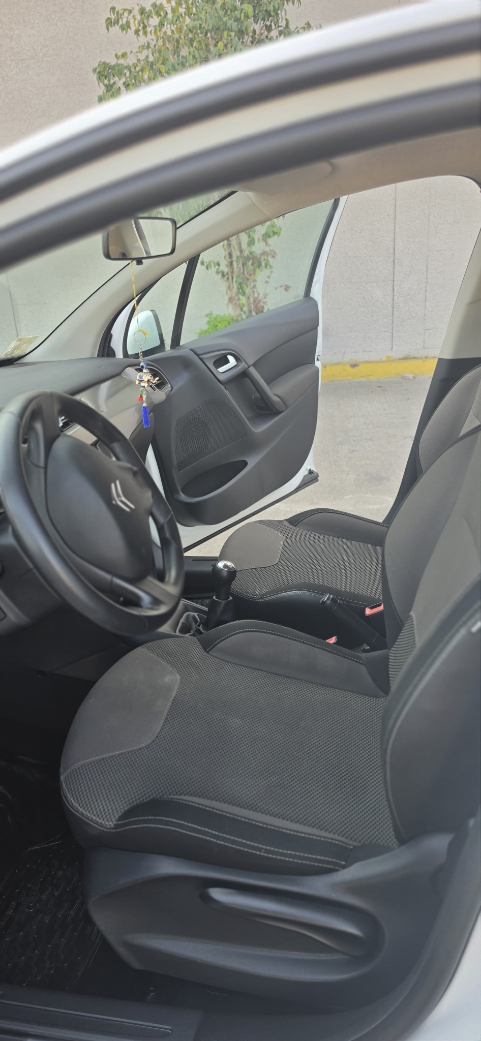 CITROEN C-3 1.2 Vti Attraction Mt año 2015