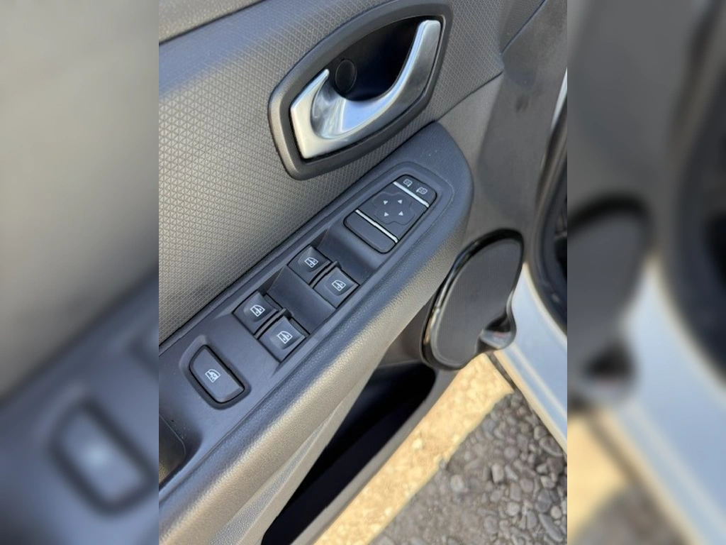 Renault Clio 1.2 Expression año 2017