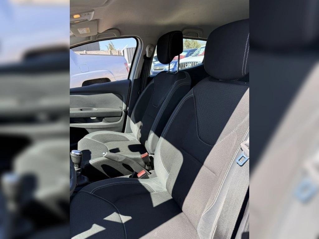 Renault Clio 1.2 Expression año 2017