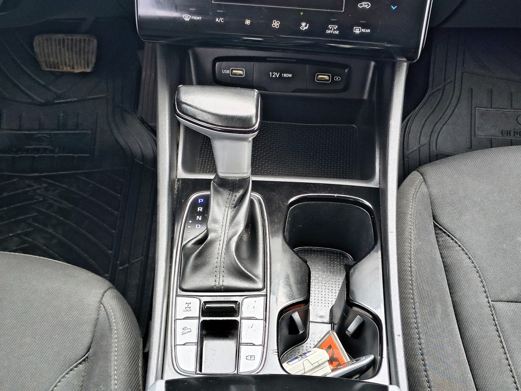 Hyundai Tucson 2.0 Gasolina 4x4 T/a año 2024