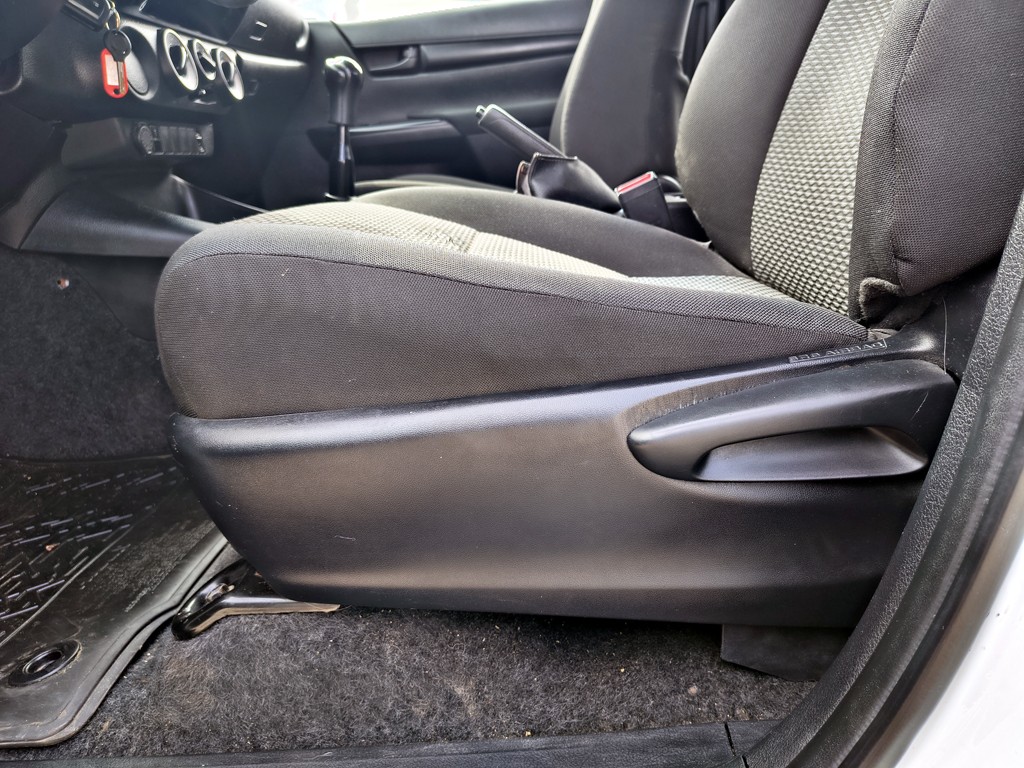 Toyota Hilux 2.4 Diesel 4x2 T/m año 2021
