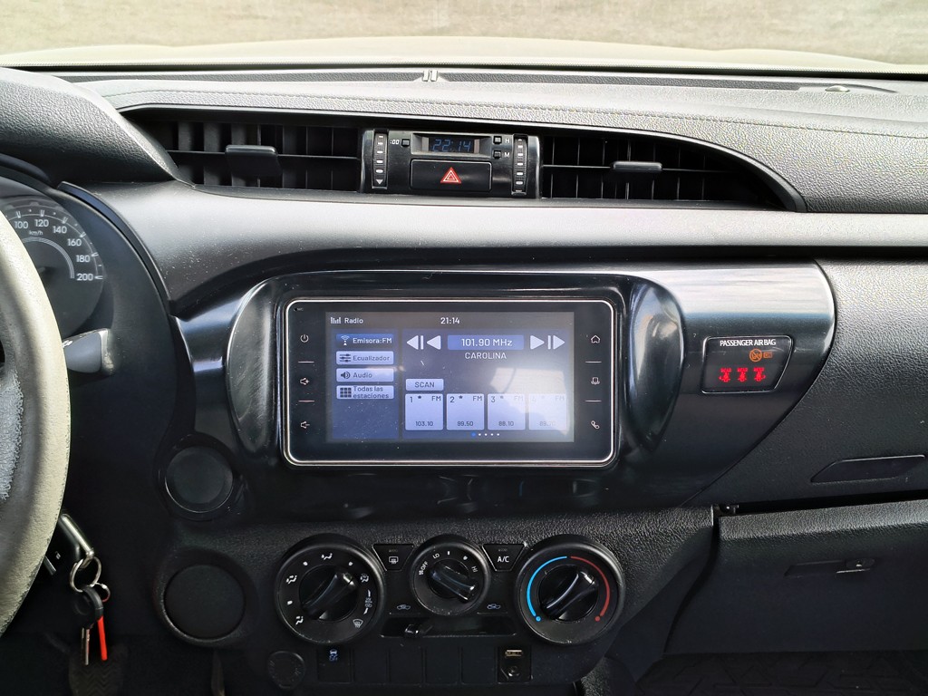 Toyota Hilux 2.4 Diesel 4x2 T/m año 2021