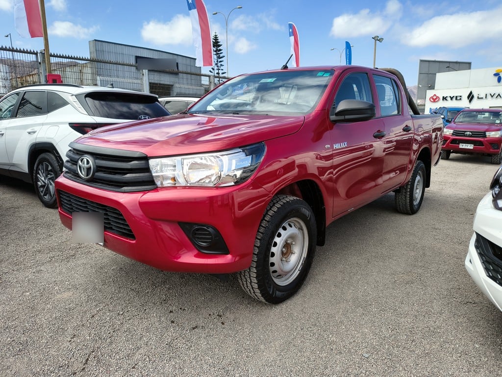 Toyota Hilux 2.4 Diesel 4x2 T/m año 2022