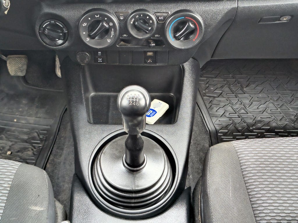 Toyota Hilux Tss 2.4 Diesel 4x4 T/m año 2023