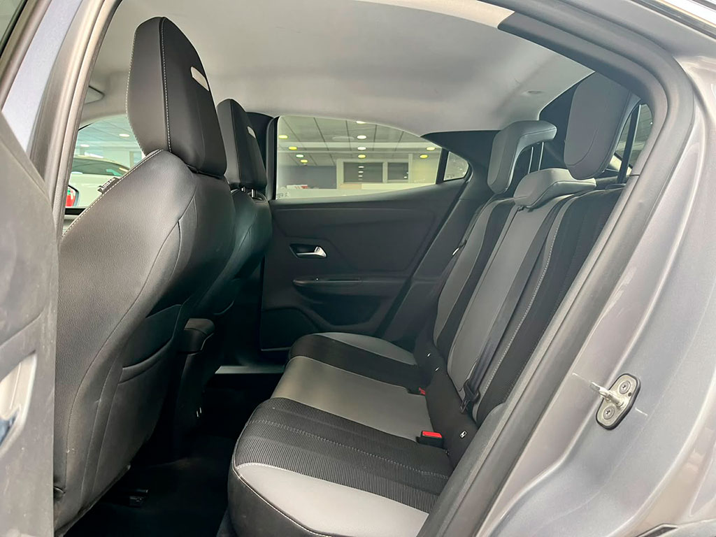 Opel Mokka 1.2t Elegance año 2023