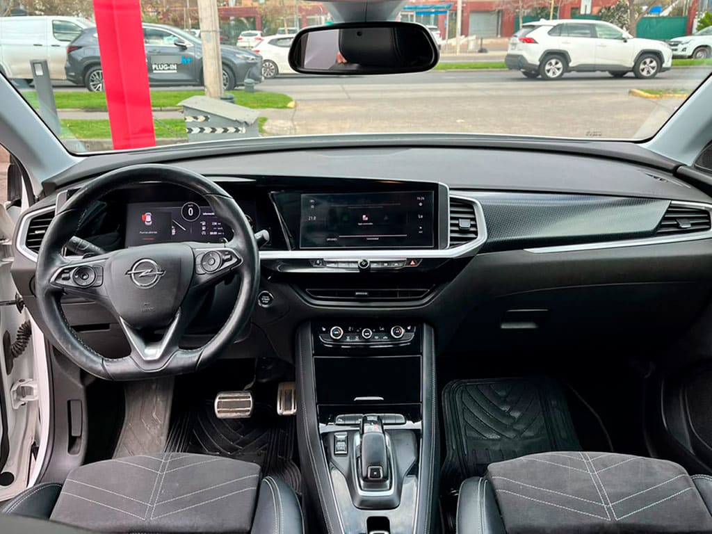 Opel Grandland Td 1.5 Aut año 2023