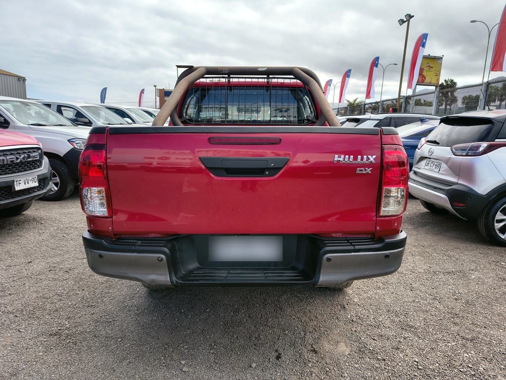 Toyota Hilux 2.4 Diesel 4x2 T/m año 2023